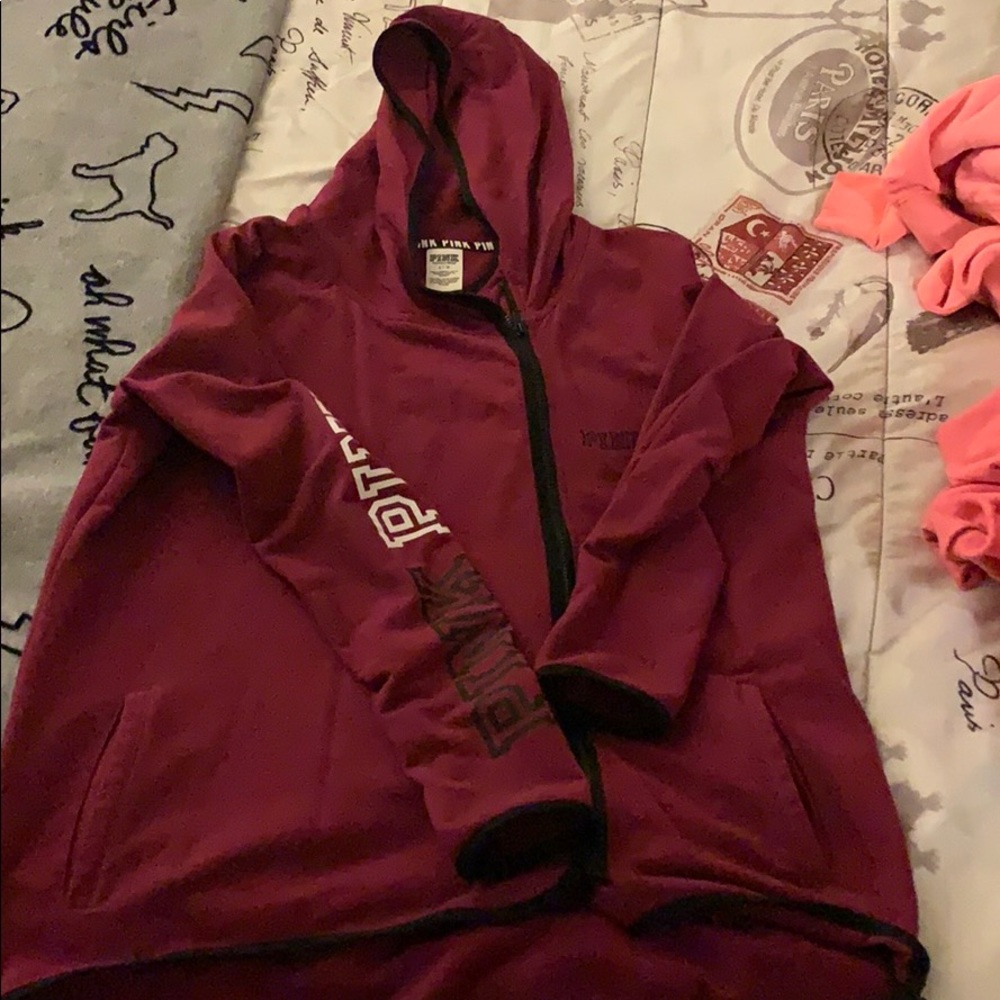 Vs zip up